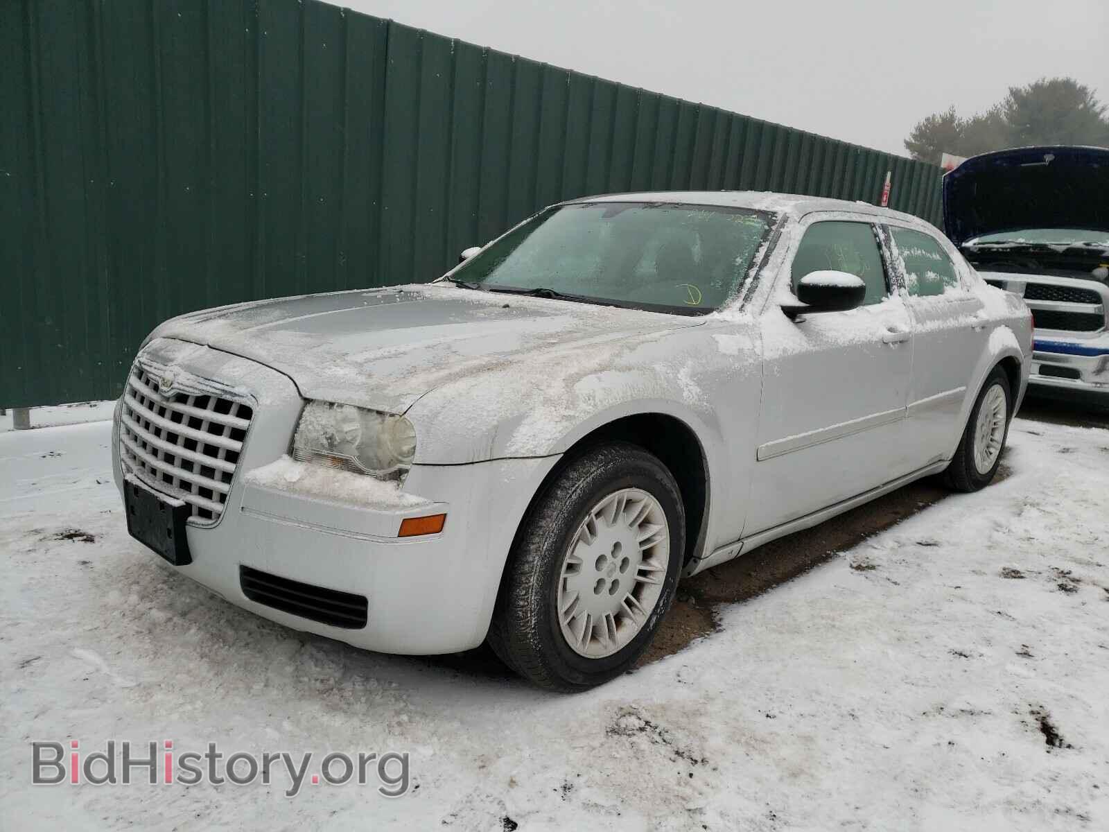2006 CHRYSLER 300 - VIN: 2C3LA43R16H211325 - Фото 2