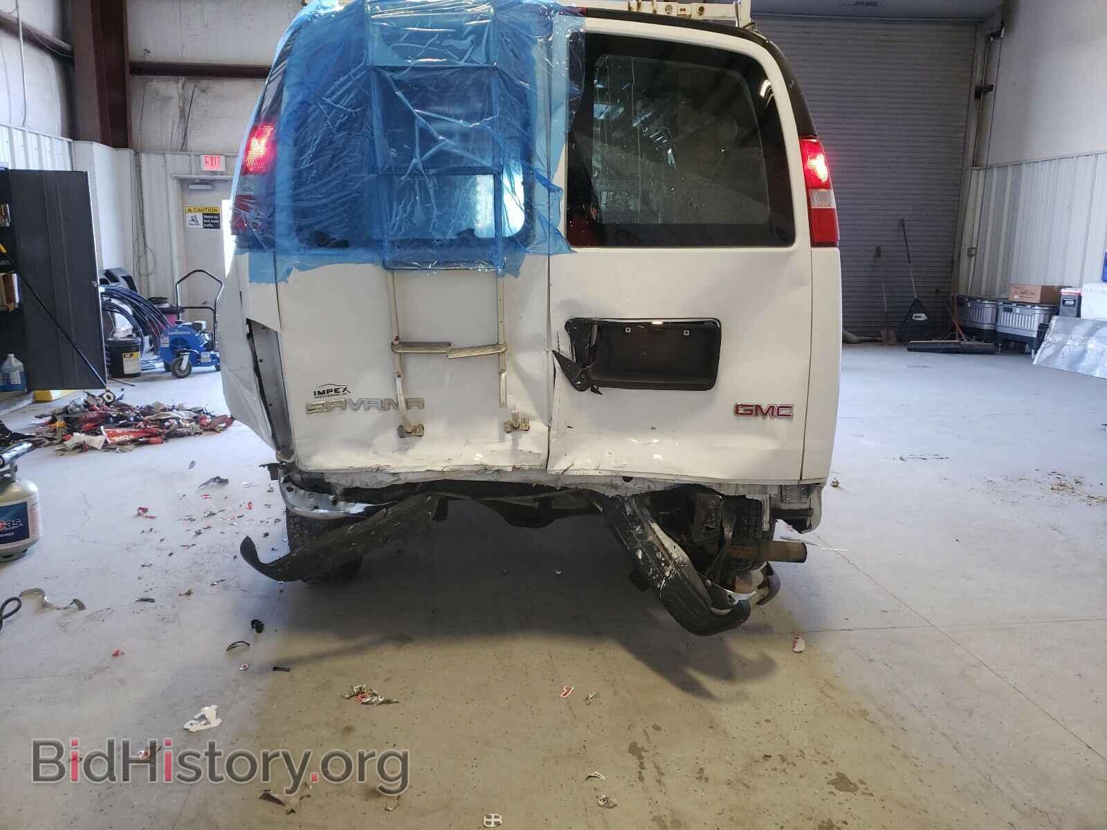 2017 GMC SAVANA - VIN: 1GTW7AFF2H1907863 - Фото 10