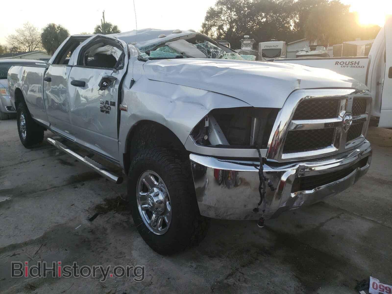 Photo 3C6UR5H22HG558585 - RAM 2500 2017