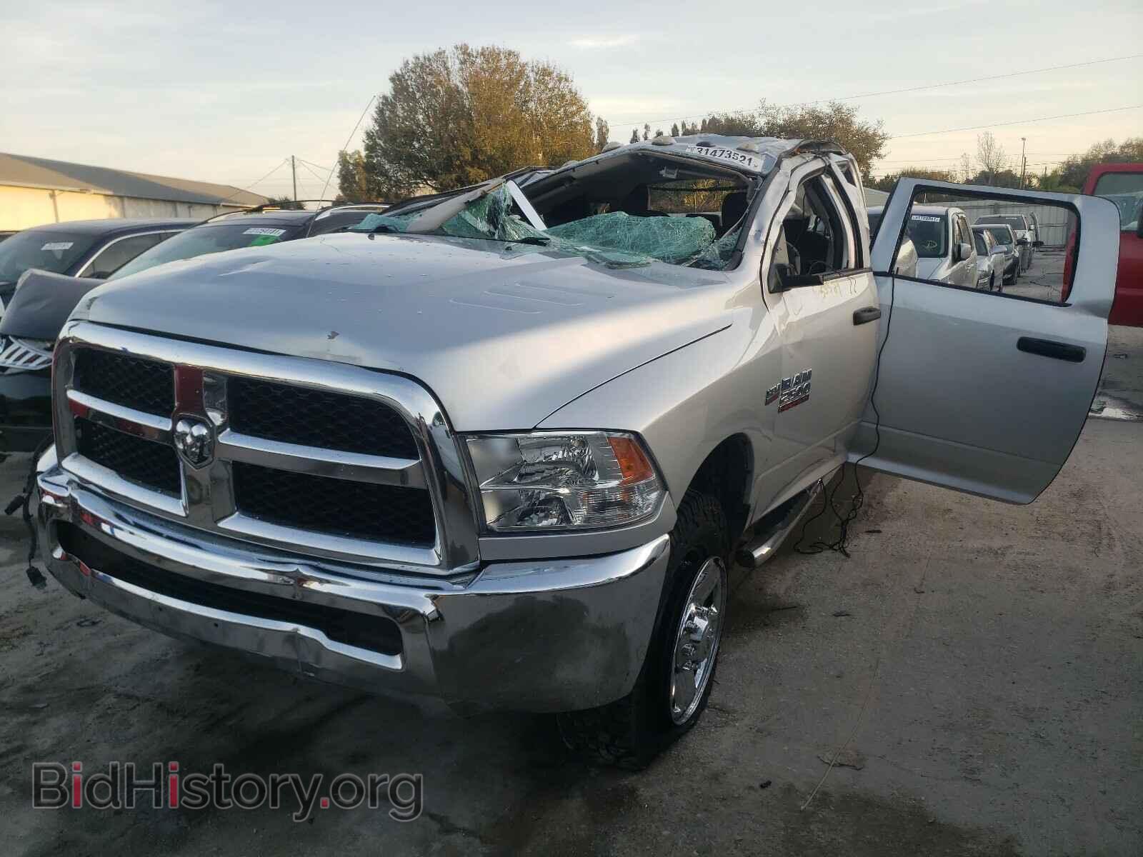 2017 RAM 2500 - VIN: 3C6UR5H22HG558585 - Фото 2