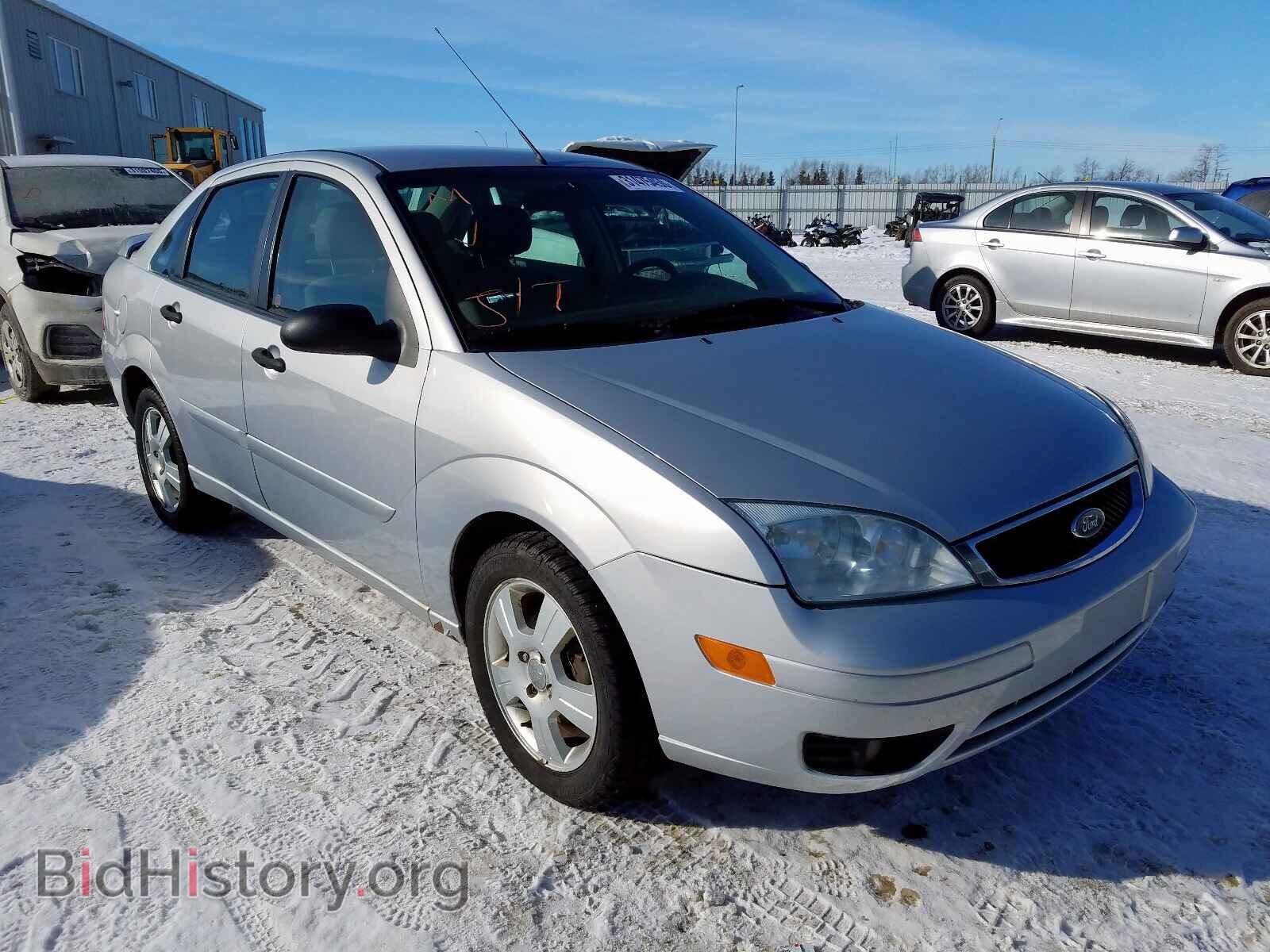 Photo 1FAFP34N87W182265 - FORD FOCUS 2007