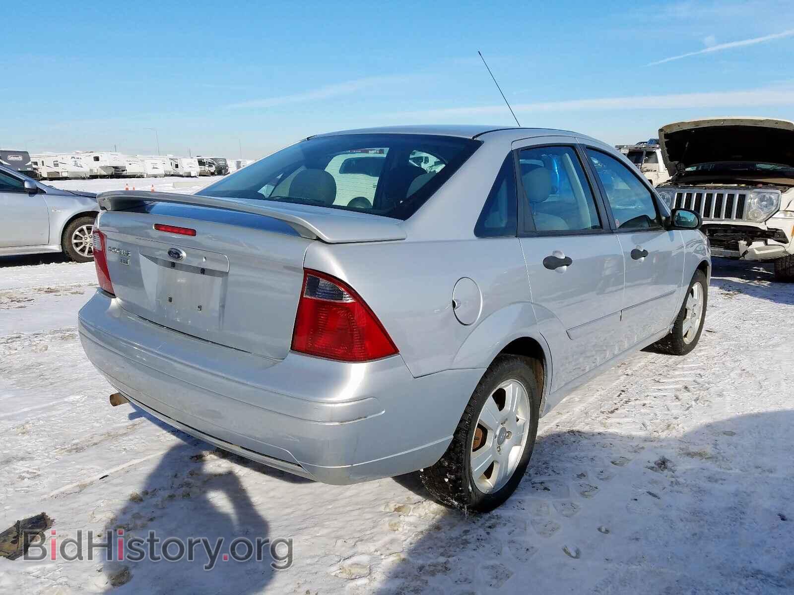 2007 FORD FOCUS - VIN: 1FAFP34N87W182265 - Фото 4