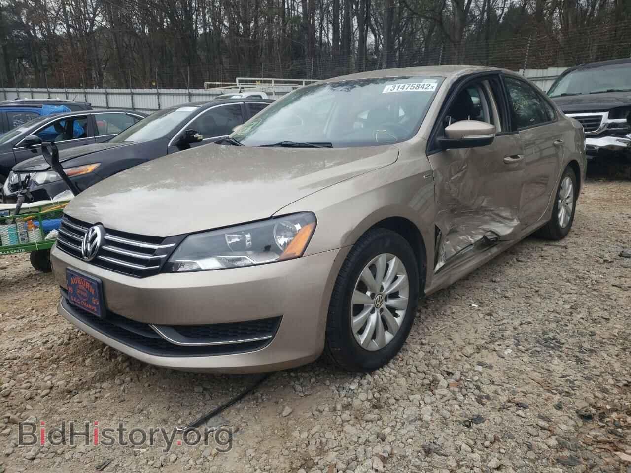 2015 VOLKSWAGEN PASSAT - VIN: 1VWAT7A30FC011078 - Фото 2