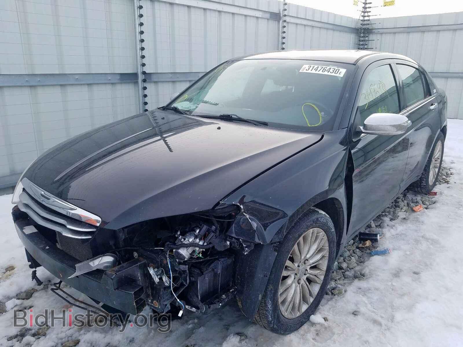 2011 CHRYSLER 200 - VIN: 1C3BC2FB7BN542484 - Photo 2