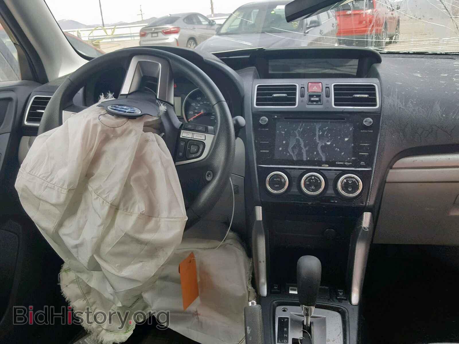 2017 SUBARU FORESTER - VIN: JF2SJAECXHH584730 - Фото 9