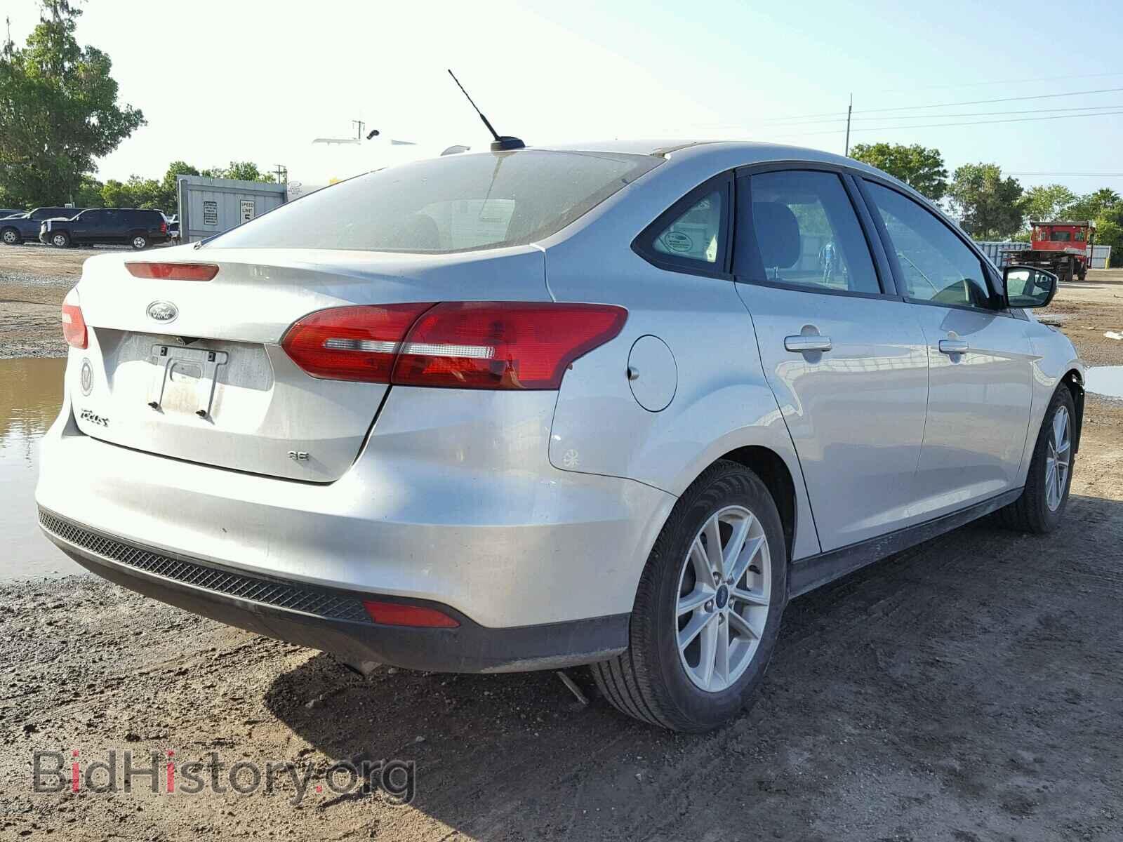2017 FORD FOCUS - VIN: 1FADP3F23HL252042 - Photo 4