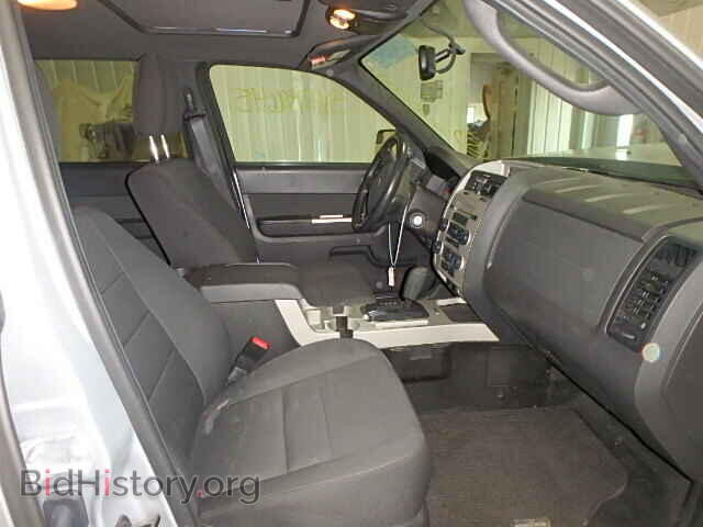 2011 FORD ESCAPE - VIN: 1FMCU9DG3BKB52564 - Photo 5