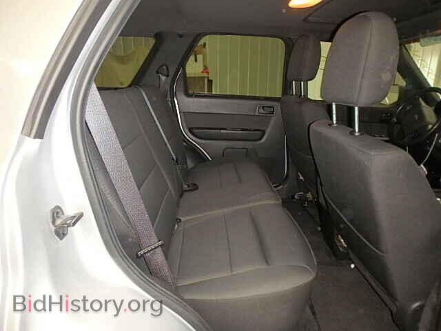 2011 FORD ESCAPE - VIN: 1FMCU9DG3BKB52564 - Photo 6