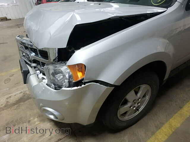 2011 FORD ESCAPE - VIN: 1FMCU9DG3BKB52564 - Photo 9
