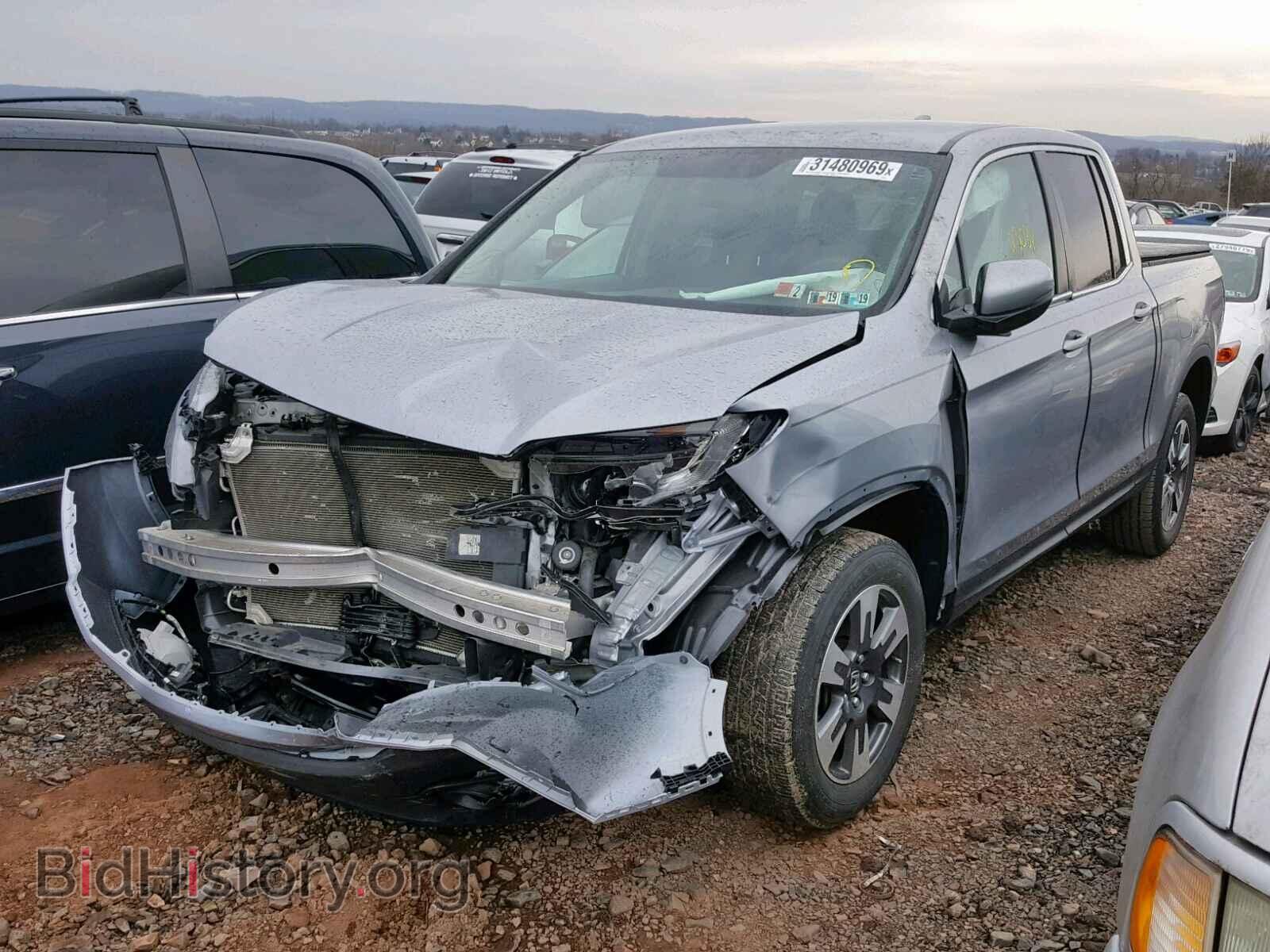 2017 HONDA RIDGELINE - VIN: 5FPYK3F68HB027851 - Фото 2