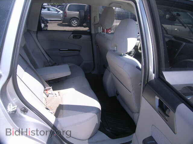 2011 SUBARU FORESTER - VIN: JF2SHBBC9BH711237 - Фото 6