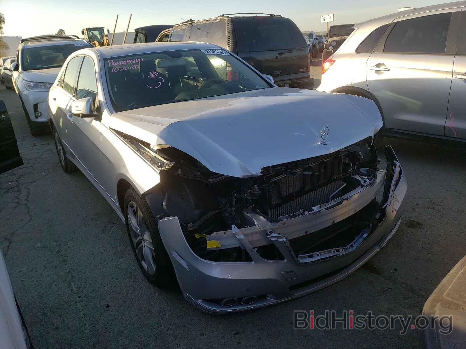 Photo WDDHF5GB8BA378415 - MERCEDES-BENZ E CLASS 2011