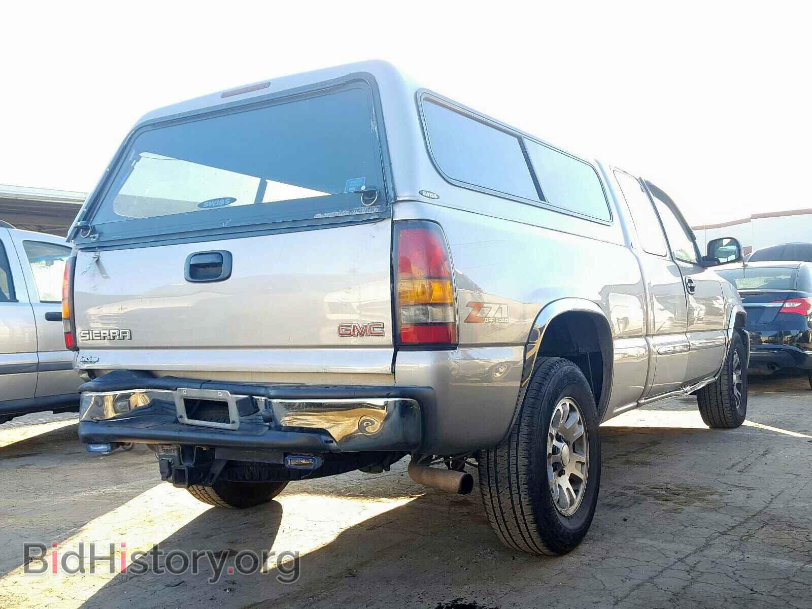 2005 GMC SIERRA - VIN: 2GTEK19B051296353 - Фото 4