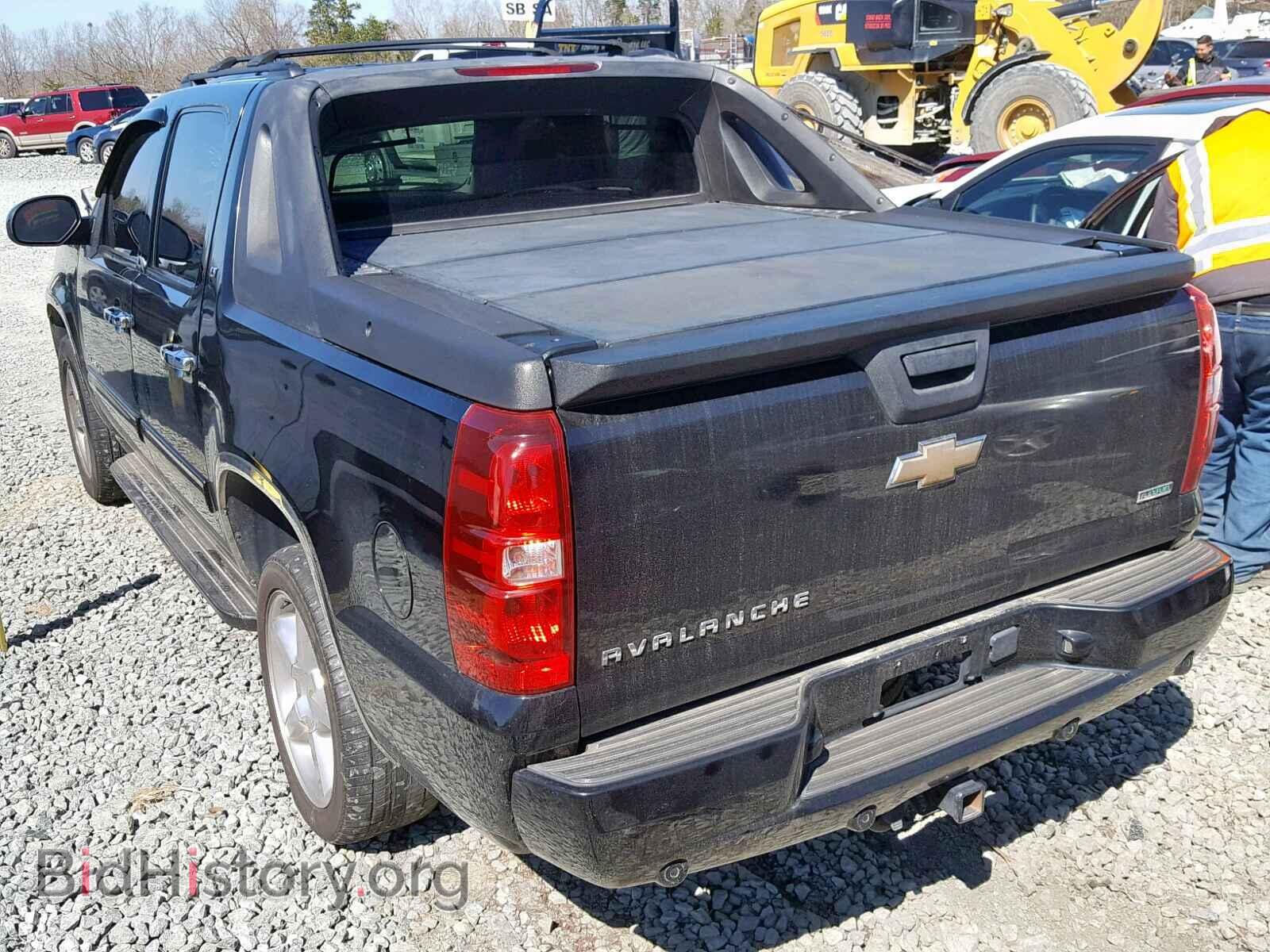 2011 CHEVROLET AVALANCHE - VIN: 3GNTKFE38BG101659 - Фото 3