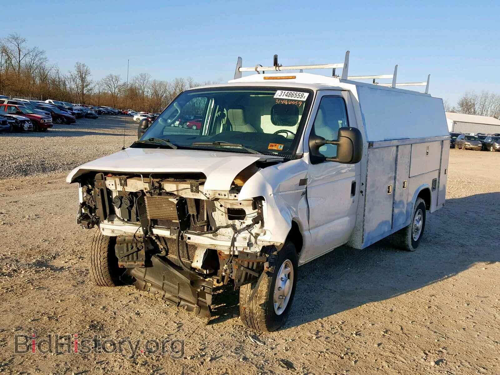 2011 FORD ECONOLINE - VIN: 1FDSE3FL1BDA62365 - Photo 2