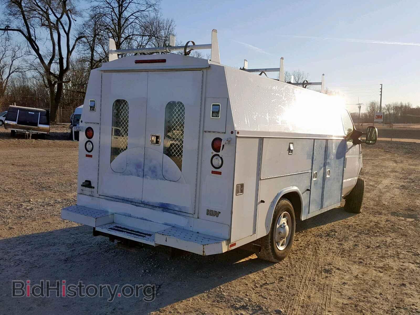 2011 FORD ECONOLINE - VIN: 1FDSE3FL1BDA62365 - Photo 4