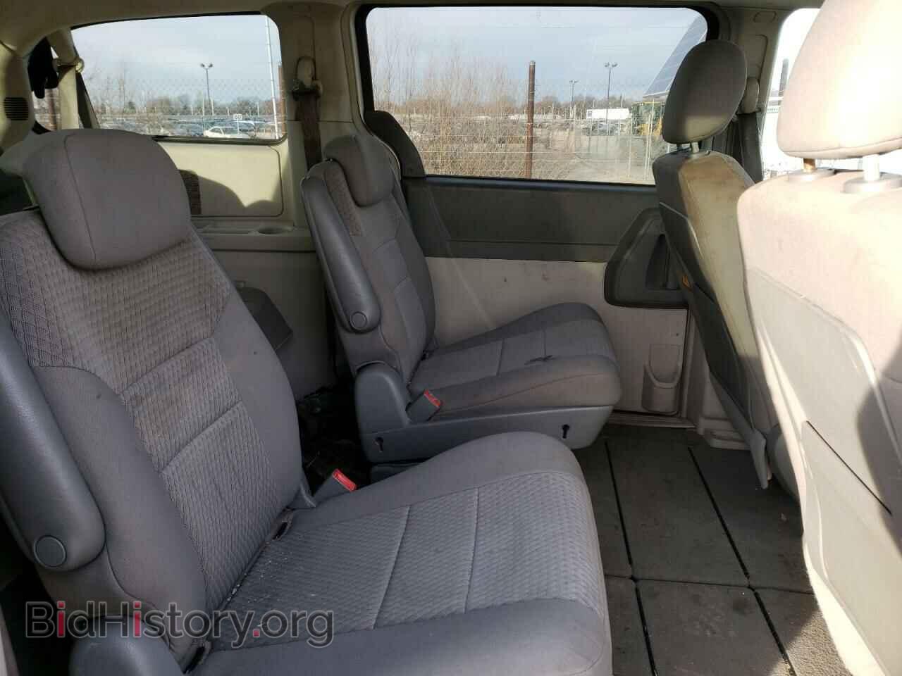 2008 CHRYSLER MINIVAN - VIN: 2A8HR44H38R105464 - Фото 6