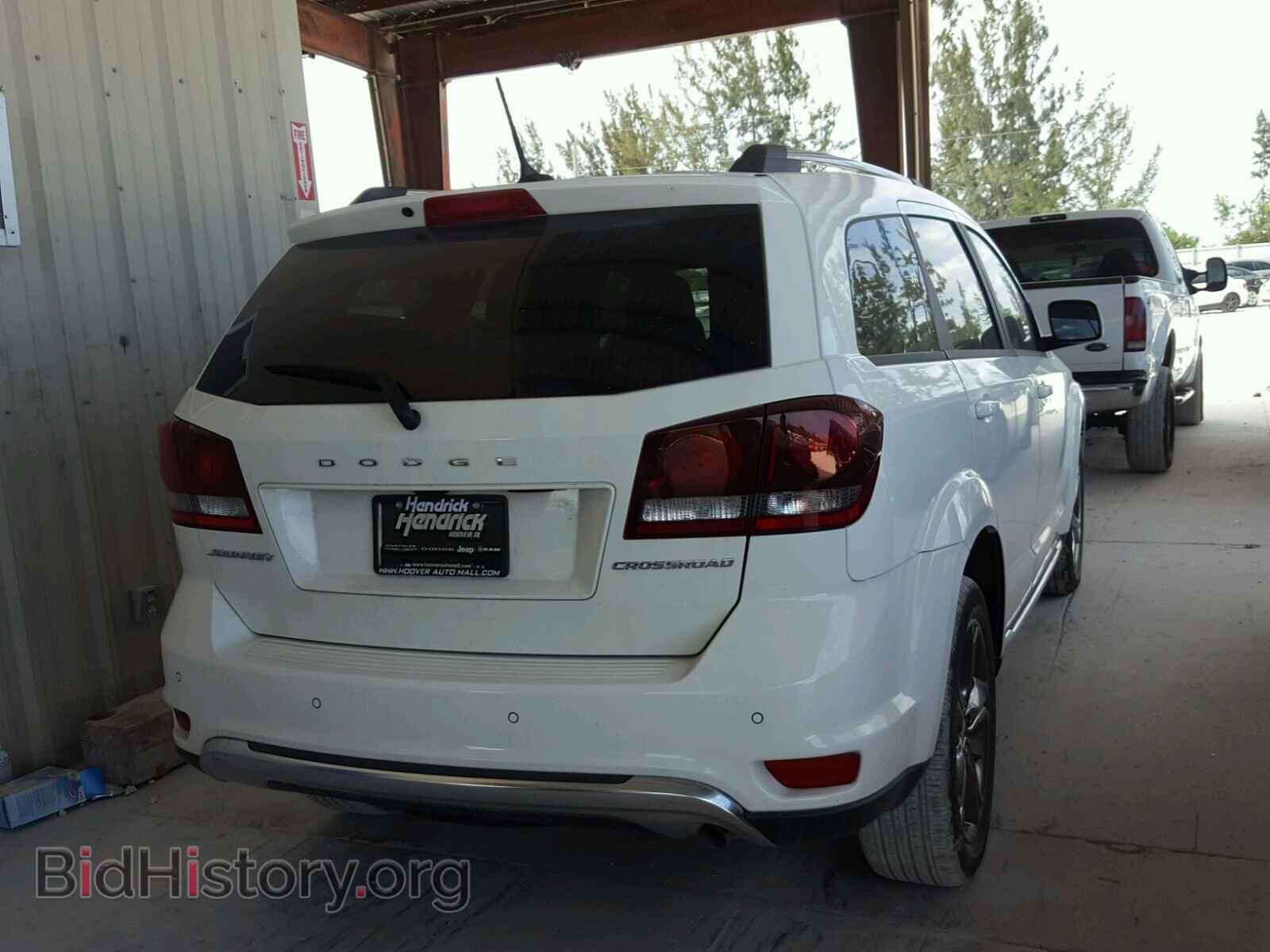 2017 DODGE JOURNEY - VIN: 3C4PDCGB6HT676169 - Фото 4