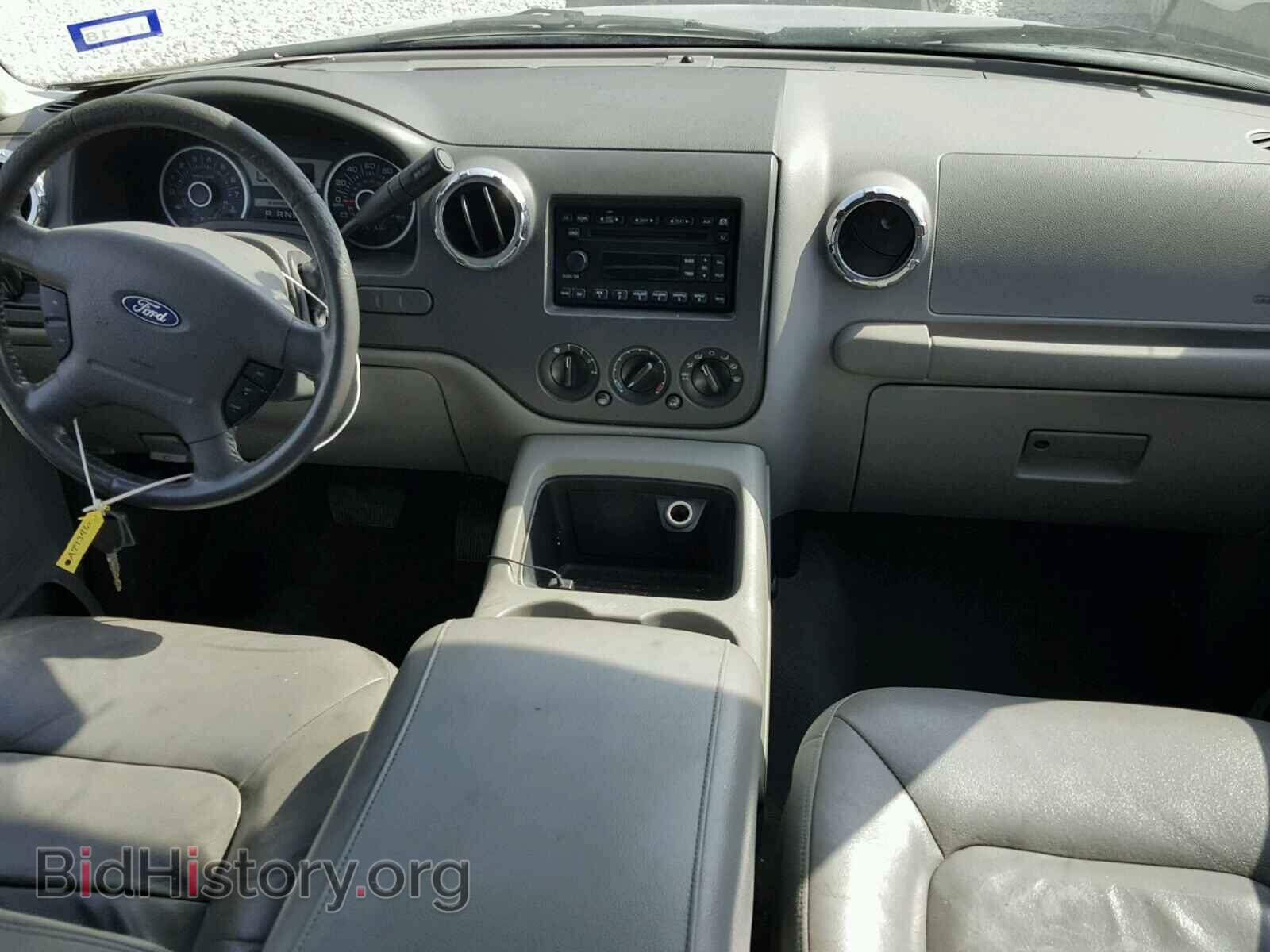 2005 FORD EXPEDITION - VIN: 1FMPU15525LA79346 - Фото 9