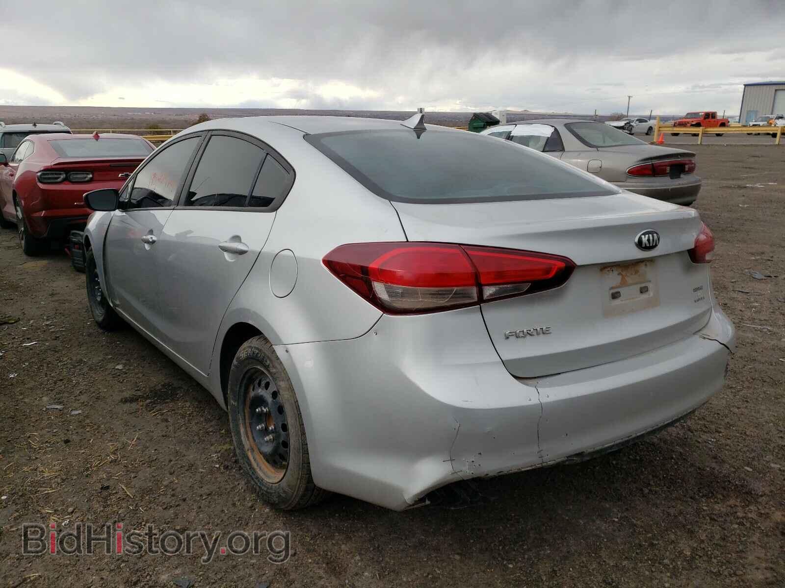 2017 KIA FORTE - VIN: 3KPFK4A7XHE085259 - Photo 3