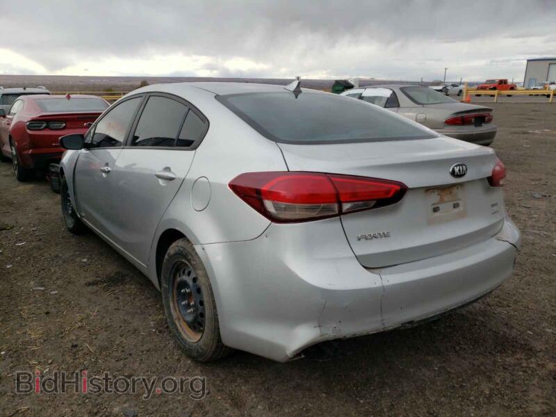 2017 Kia FORTE (VIN 3KPFK4A7XHE085259) — фото 3 из 10