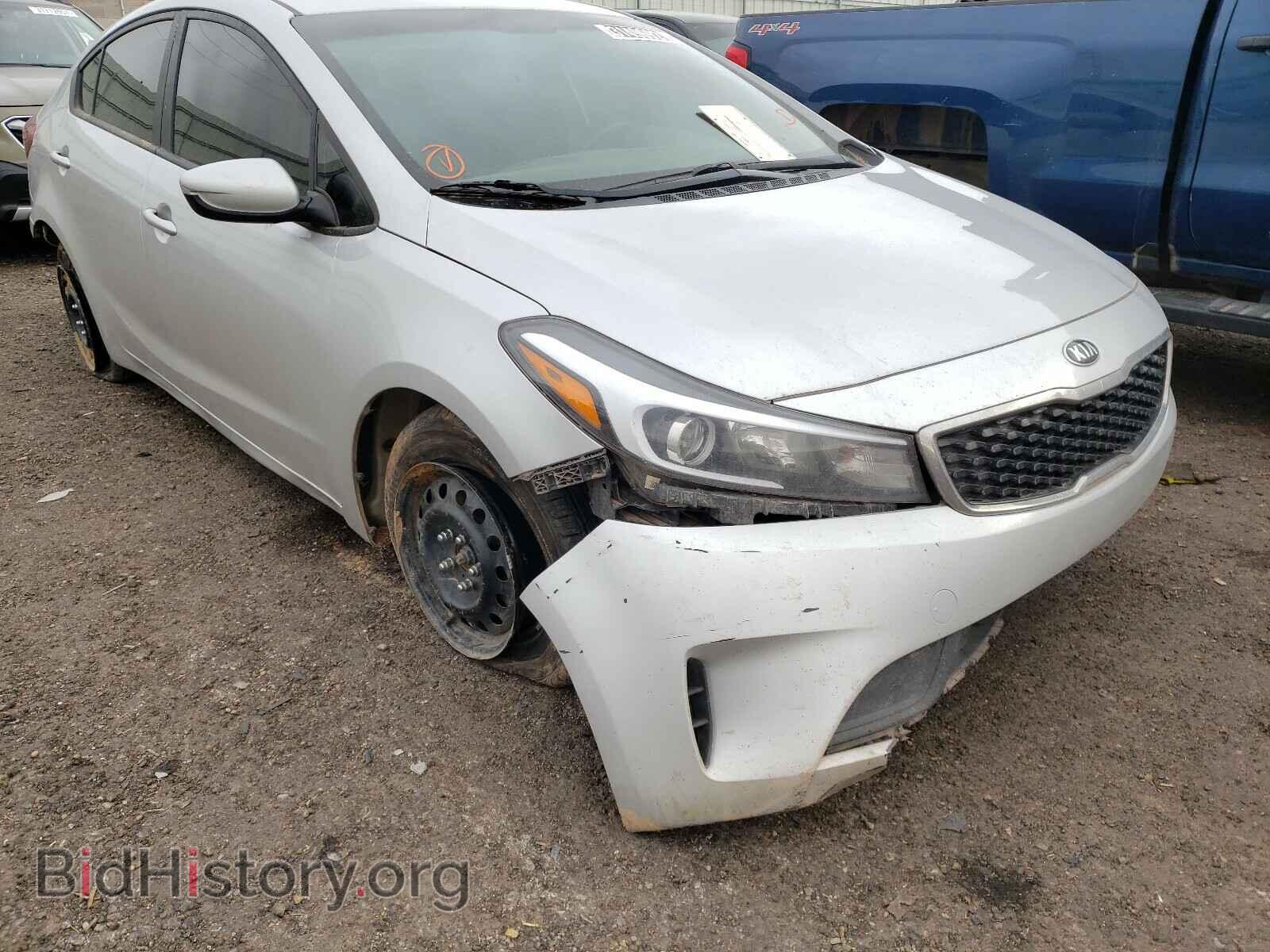 2017 KIA FORTE - VIN: 3KPFK4A7XHE085259 - Photo 9