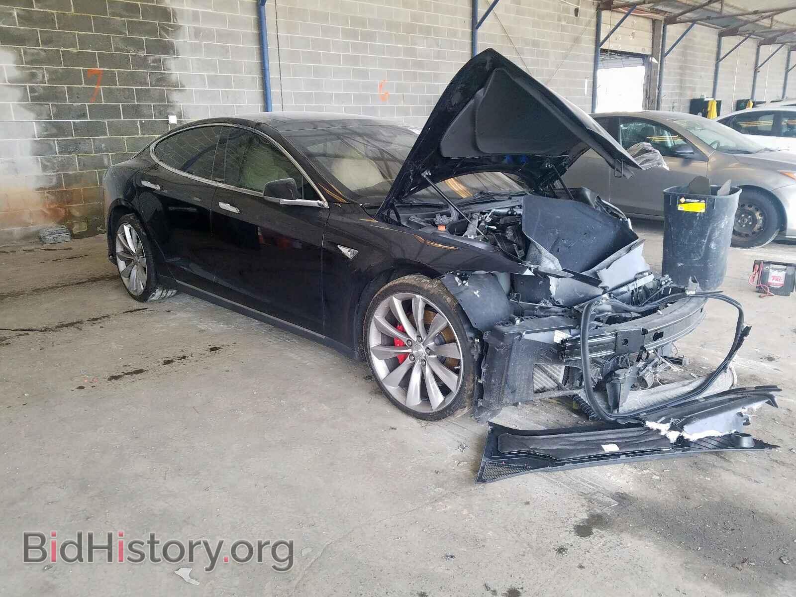 Фотография 5YJSA1E44GF131693 - TESLA MODEL S 2016
