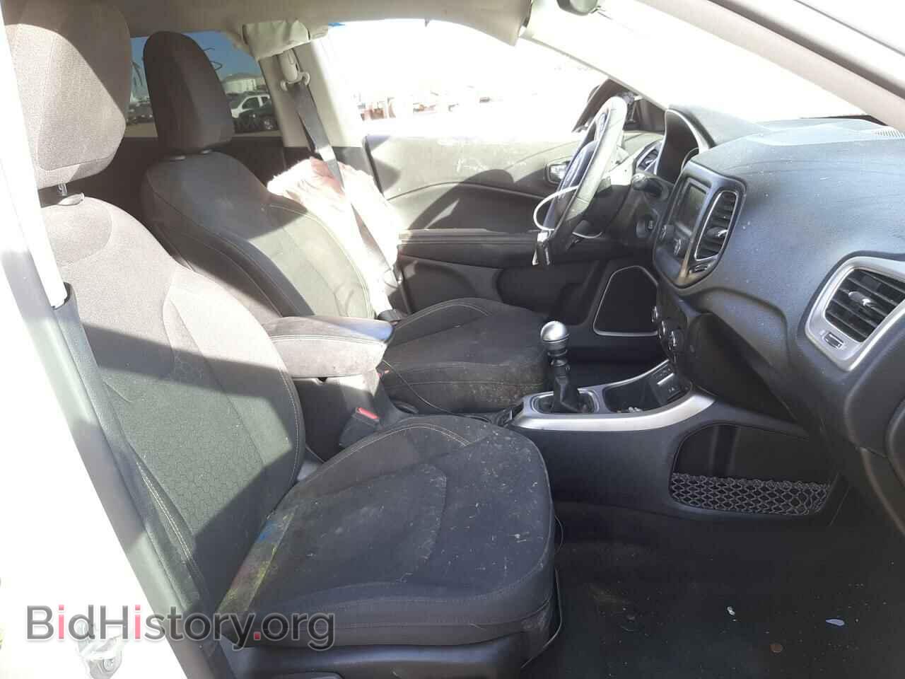2017 JEEP COMPASS - VIN: 3C4NJCAB7HT629404 - Фото 5