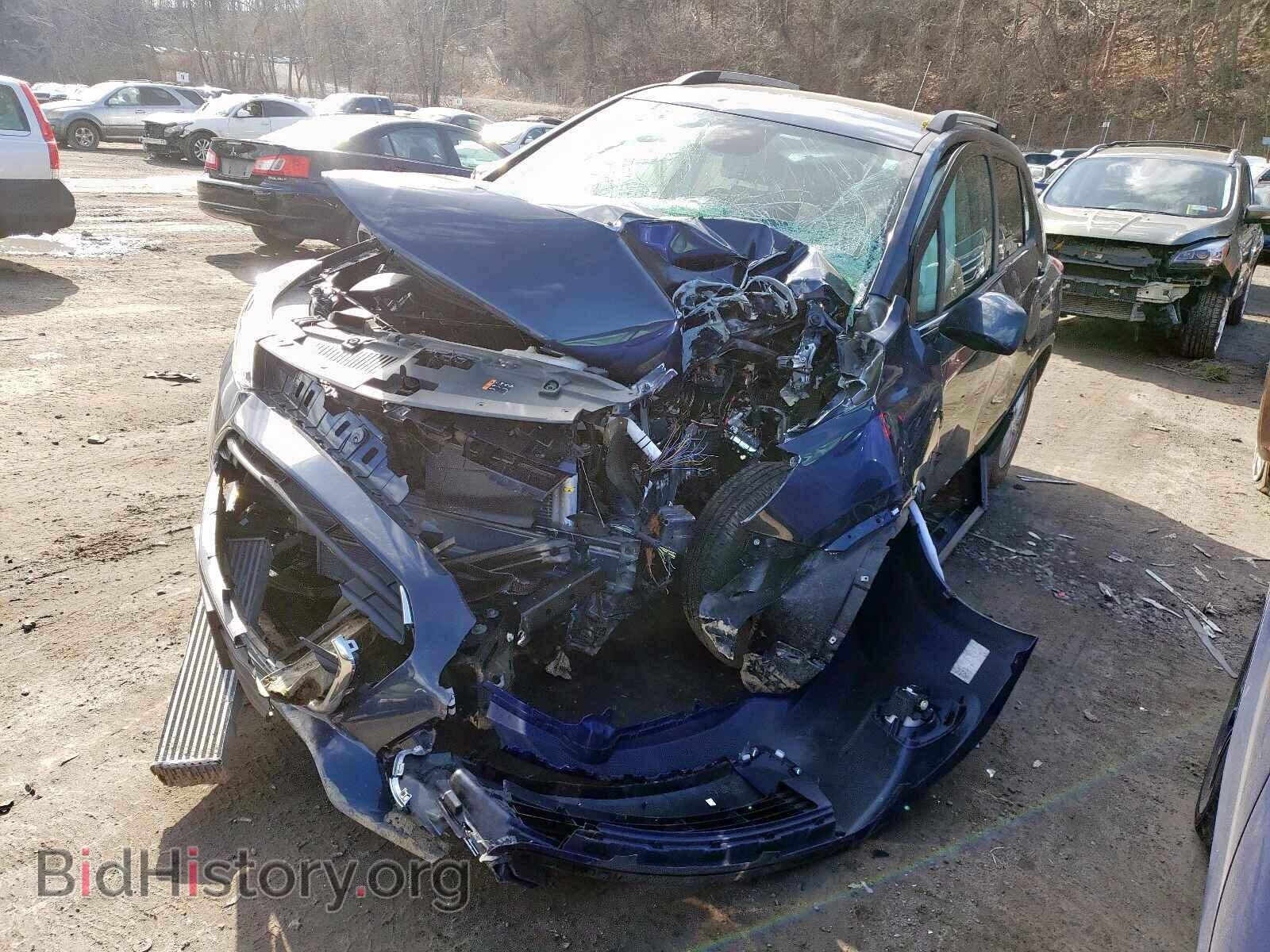 2019 CHEVROLET TRAX - VIN: 3GNCJPSB3KL226418 - Photo 2
