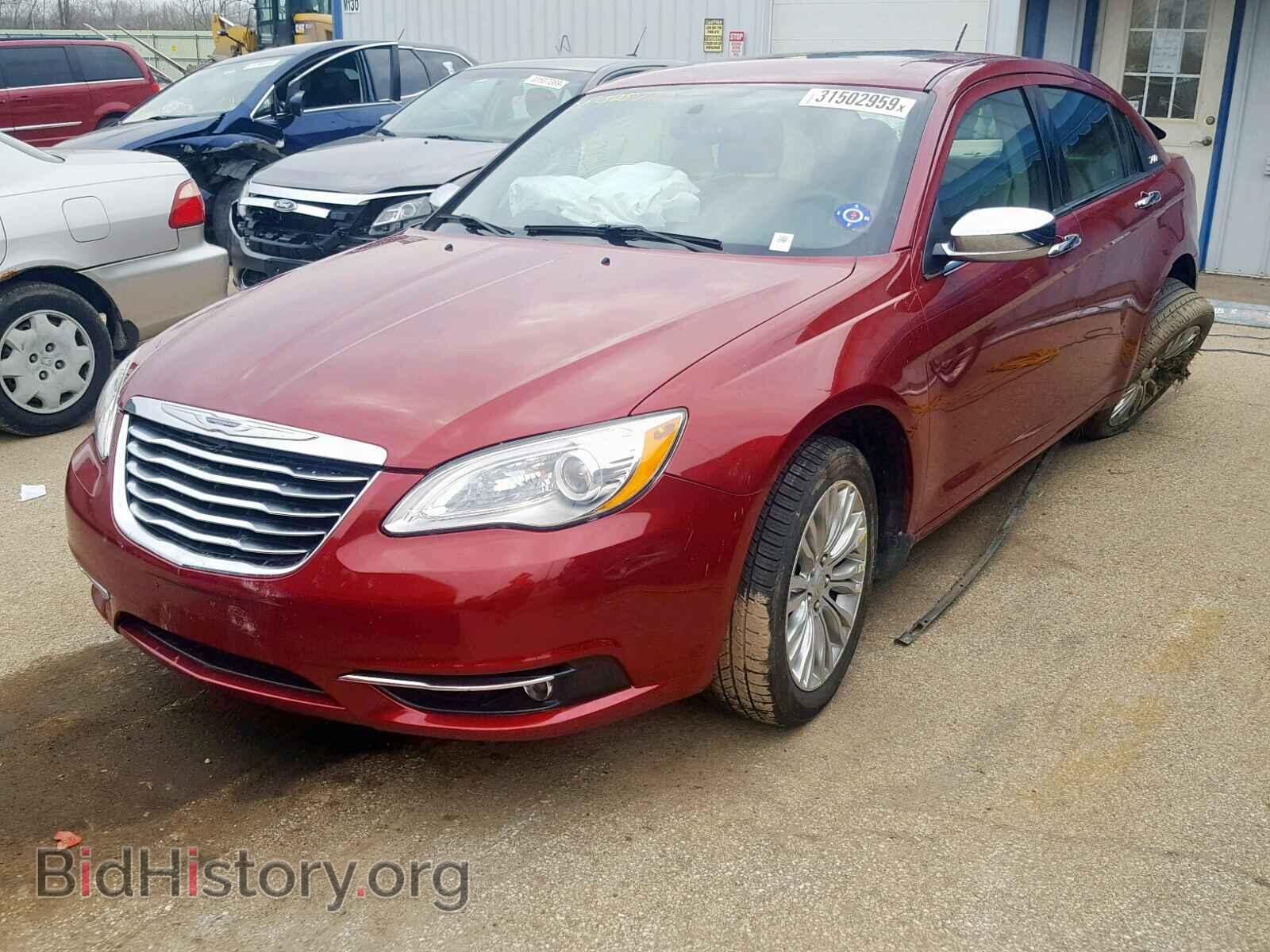 2013 CHRYSLER 200 - VIN: 1C3CCBCG2DN597741 - Photo 2