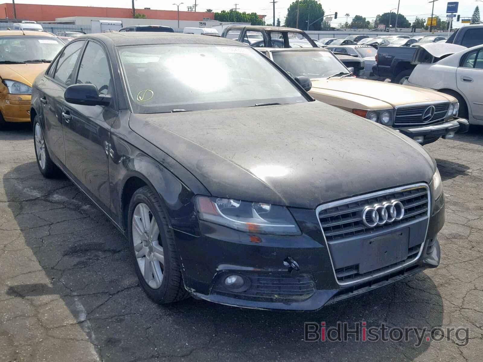 Фотография WAUAFAFL9AN061133 - AUDI A4 2010