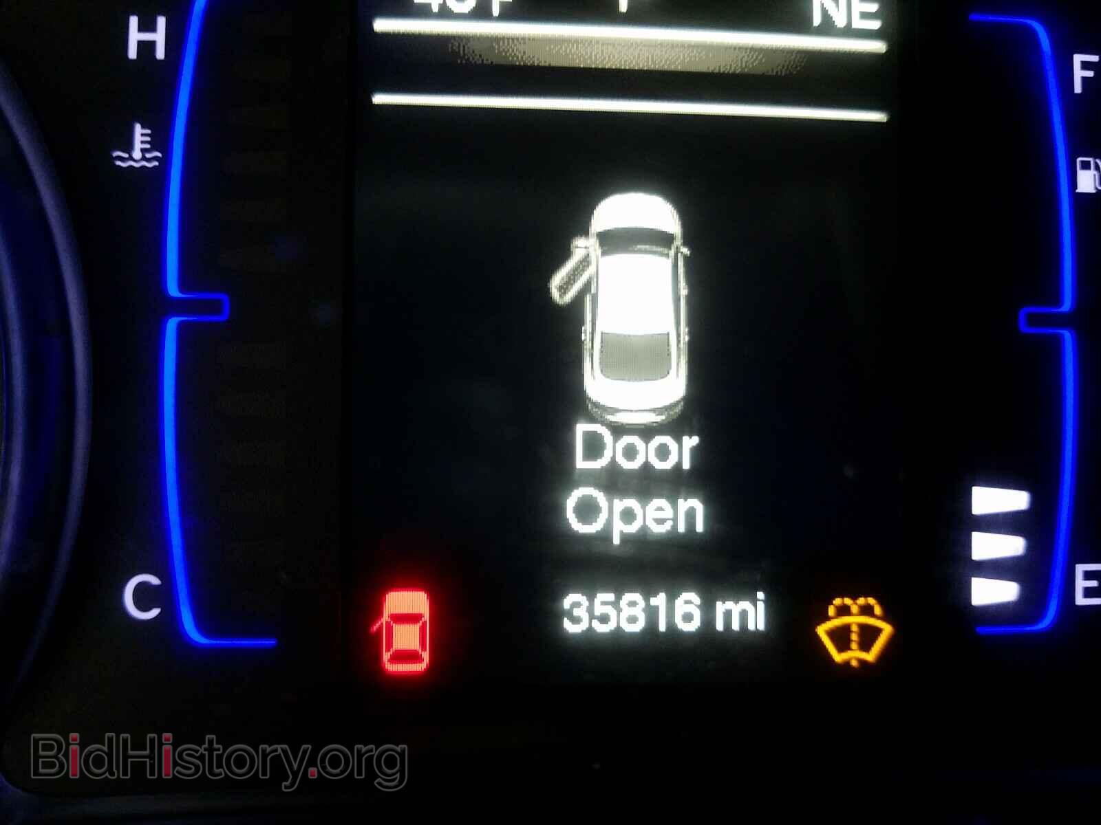 2016 CHRYSLER 200 - VIN: 1C3CCCFB8GN186340 - Фото 8