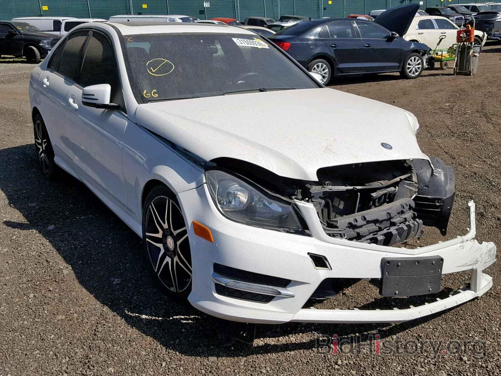 Photo WDDGF8AB5DR253429 - MERCEDES-BENZ C CLASS 2013