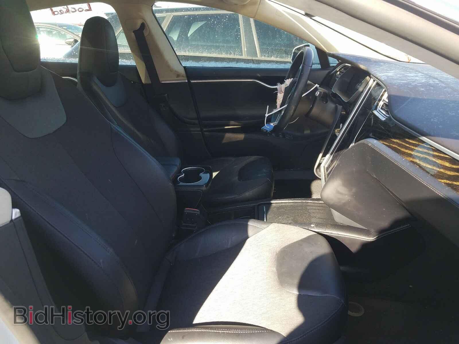 2016 TESLA MODEL S - VIN: 5YJSA1E21GF150622 - Фото 5