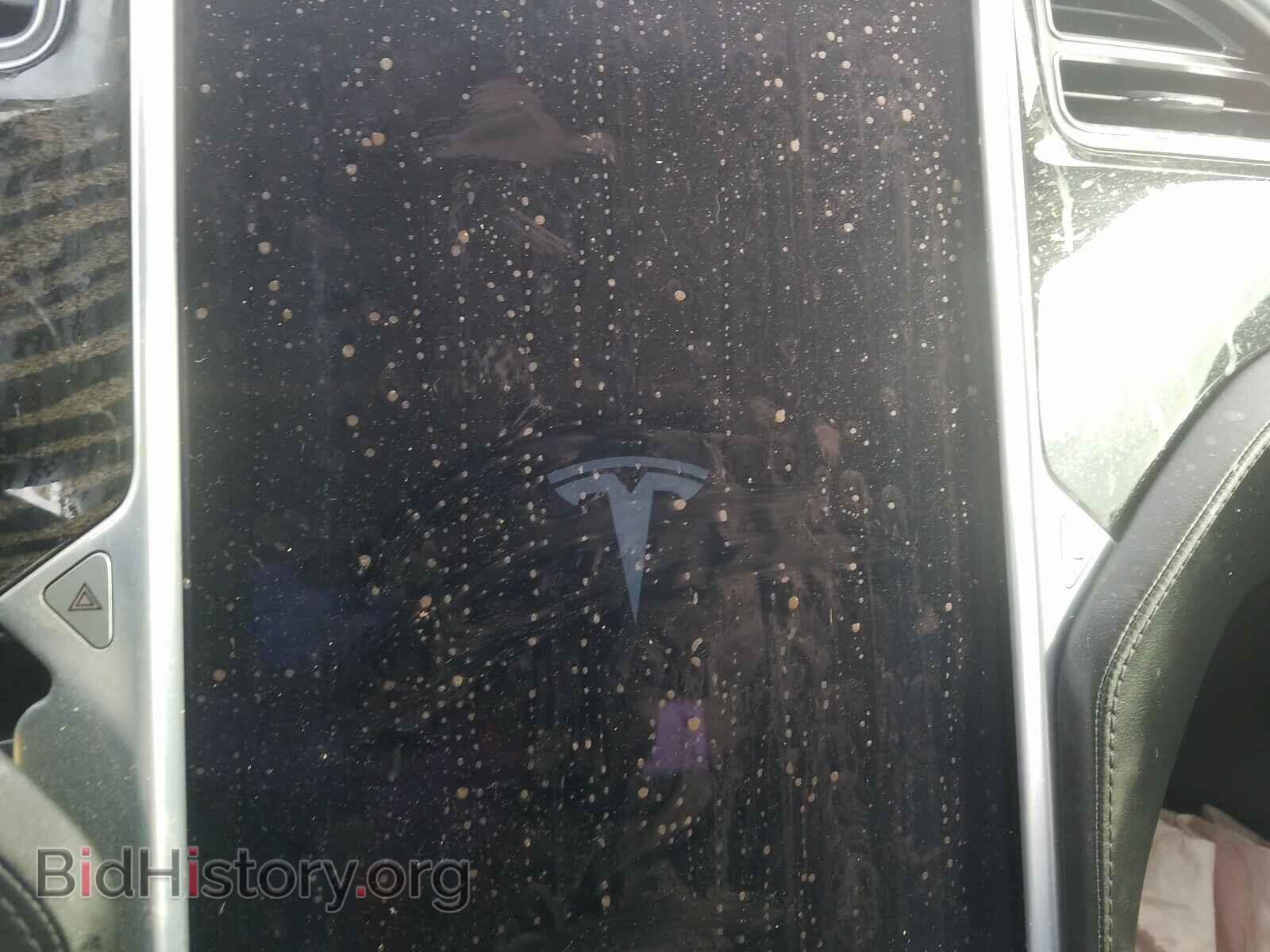 2016 TESLA MODEL S - VIN: 5YJSA1E21GF150622 - Фото 8