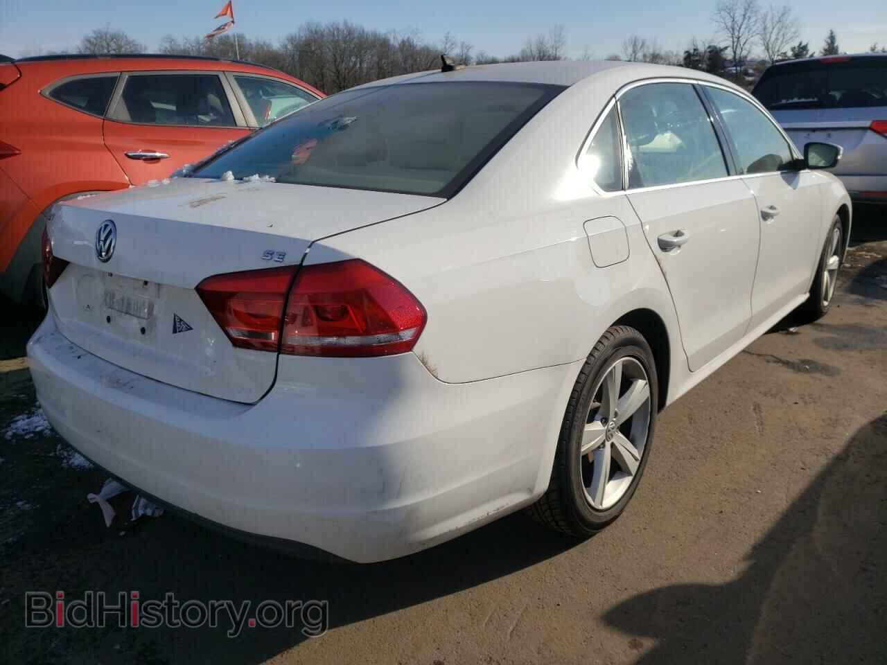 2013 VOLKSWAGEN PASSAT - VIN: 1VWBP7A33DC098898 - Фото 4