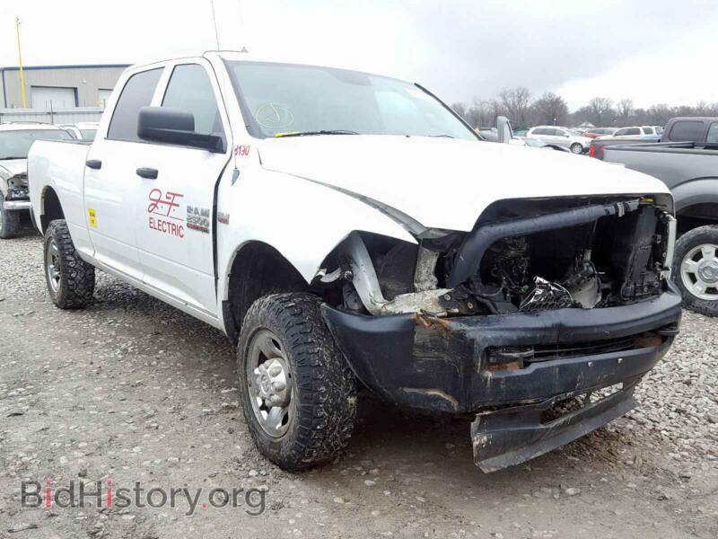 2013 RAM 2500 2500 ST (VIN 3C6TR5CT5DG558635) — photo 1 of 10, Copart, damage: front end