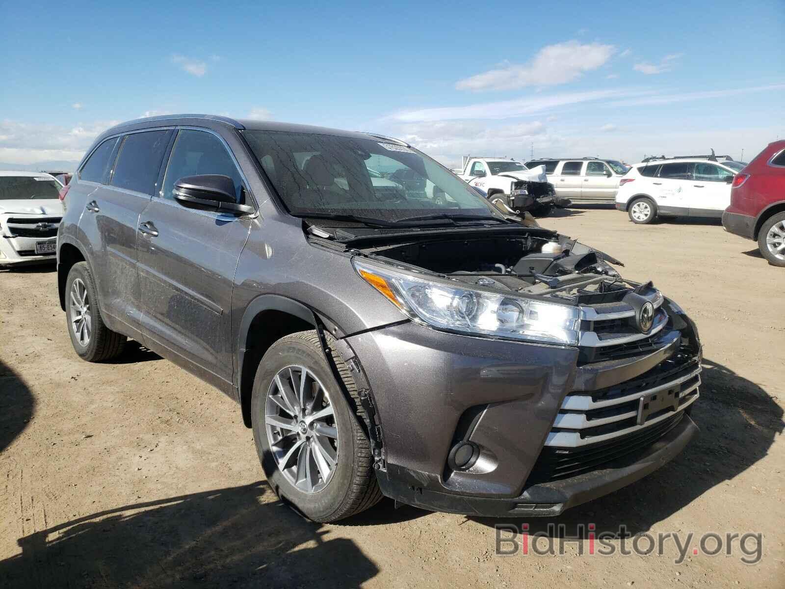 Photo 5TDJZRFH0JS558716 - TOYOTA HIGHLANDER 2018