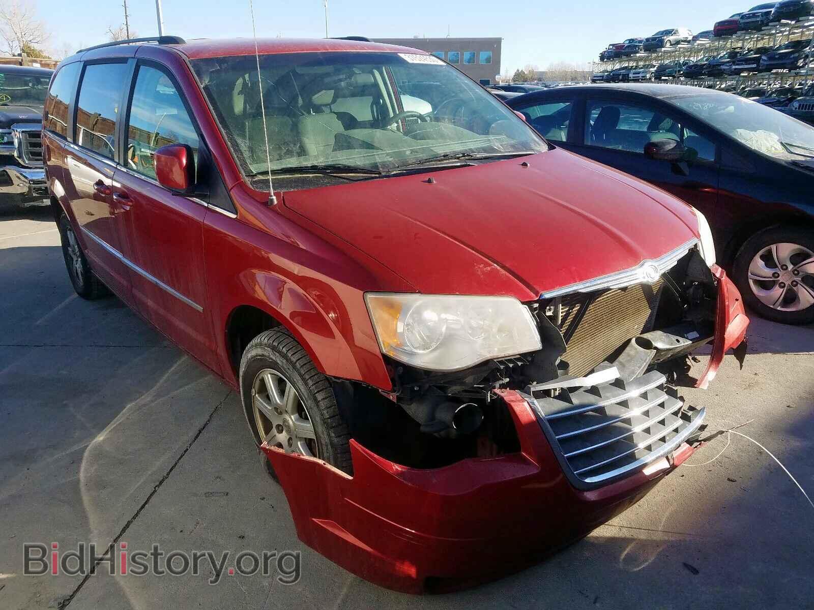 Фотография 2A8HR54159R673421 - CHRYSLER TOWN & COU 2009