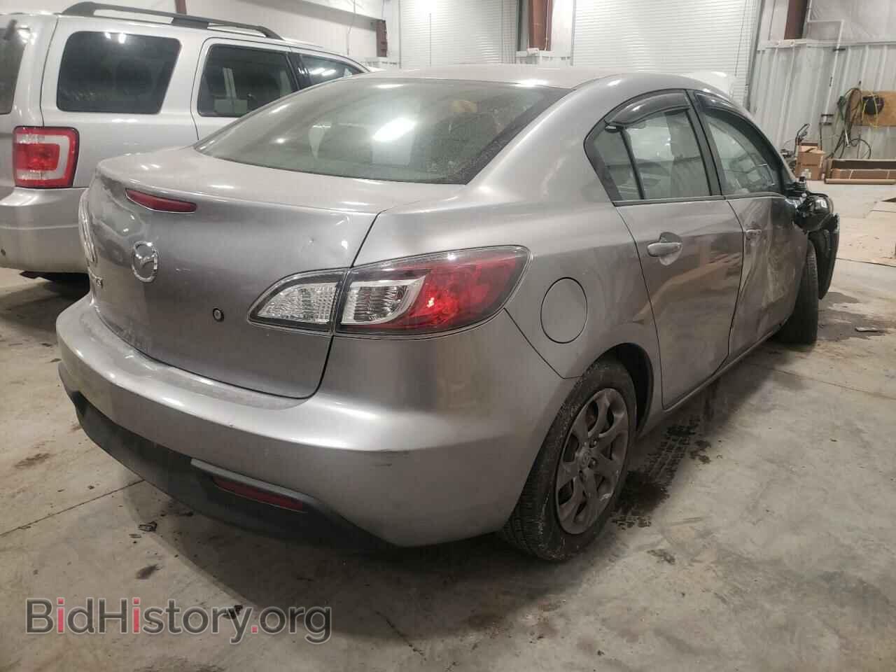 2011 MAZDA 3 - VIN: JM1BL1UF0B1497097 - Фото 4