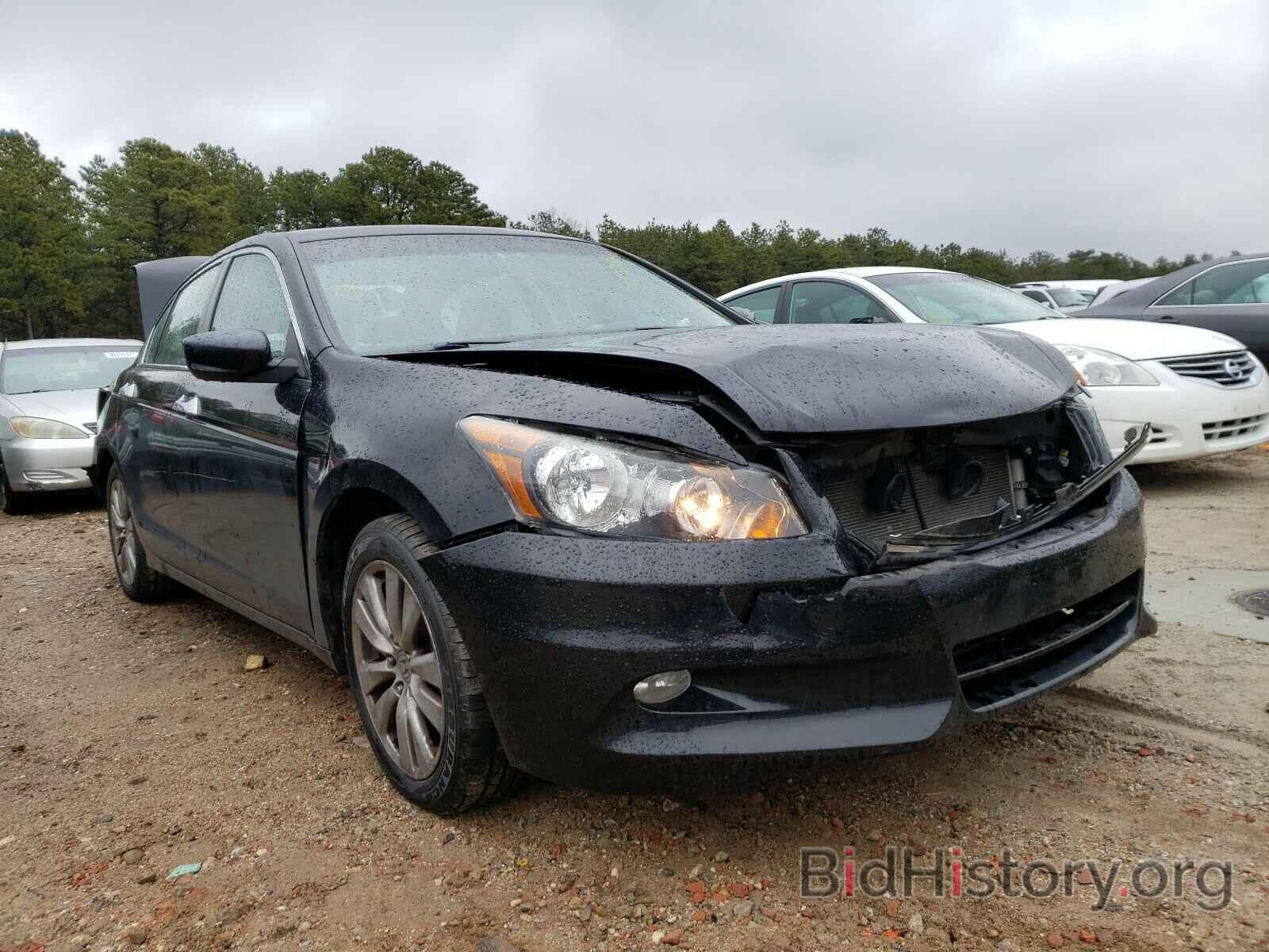 Photo 1HGCP3F87CA036016 - HONDA ACCORD 2012