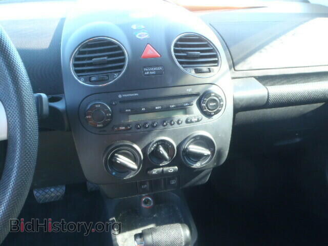 2007 VOLKSWAGEN BEETLE - VIN: 3VWPW31C37M500066 - Фото 9