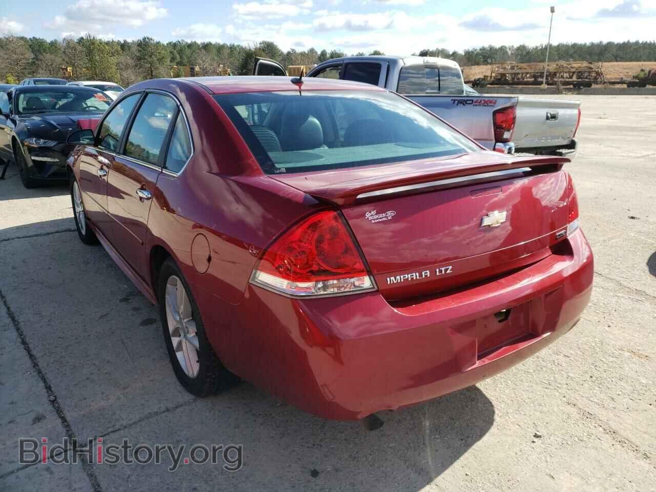 2014 CHEVROLET IMPALA - VIN: 2G1WC5E37E1182303 - Фото 3