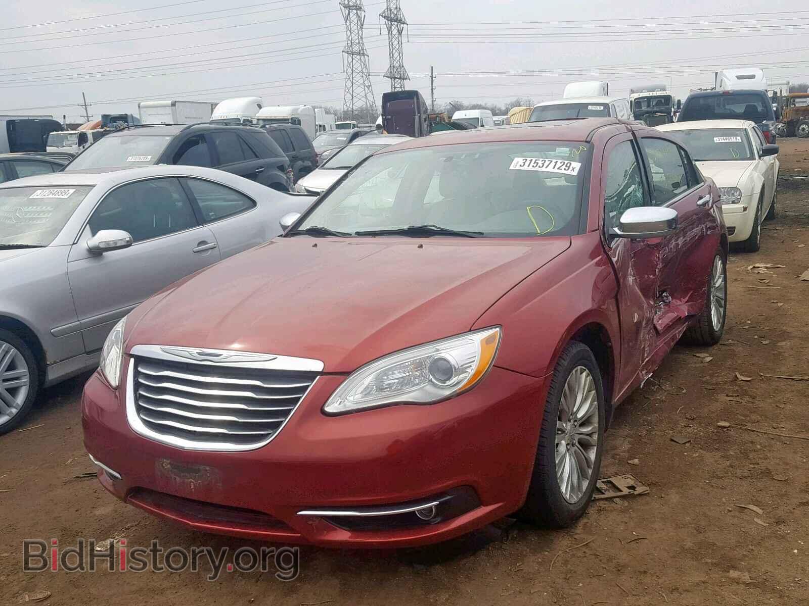 2011 CHRYSLER 200 - VIN: 1C3BC2FB5BN579954 - Фото 2