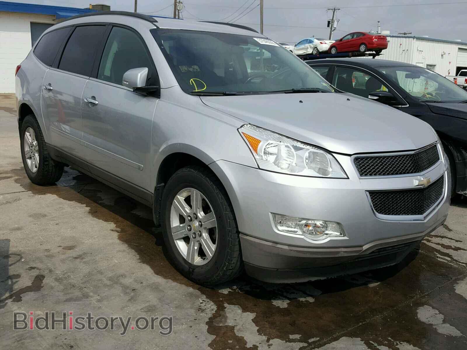 Photo 1GNLVFED7AS142937 - CHEVROLET TRAVERSE 2010