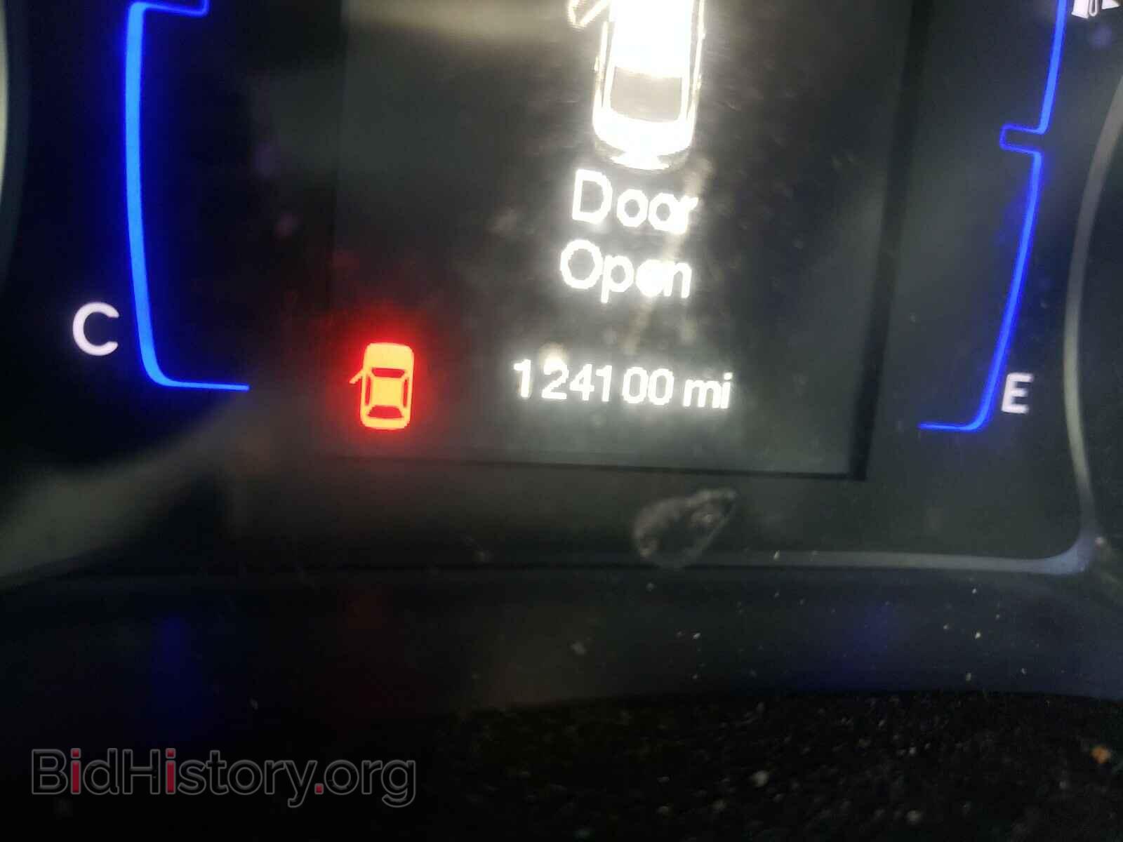 2015 CHRYSLER 200 - VIN: 1C3CCCAB4FN733934 - Фото 8
