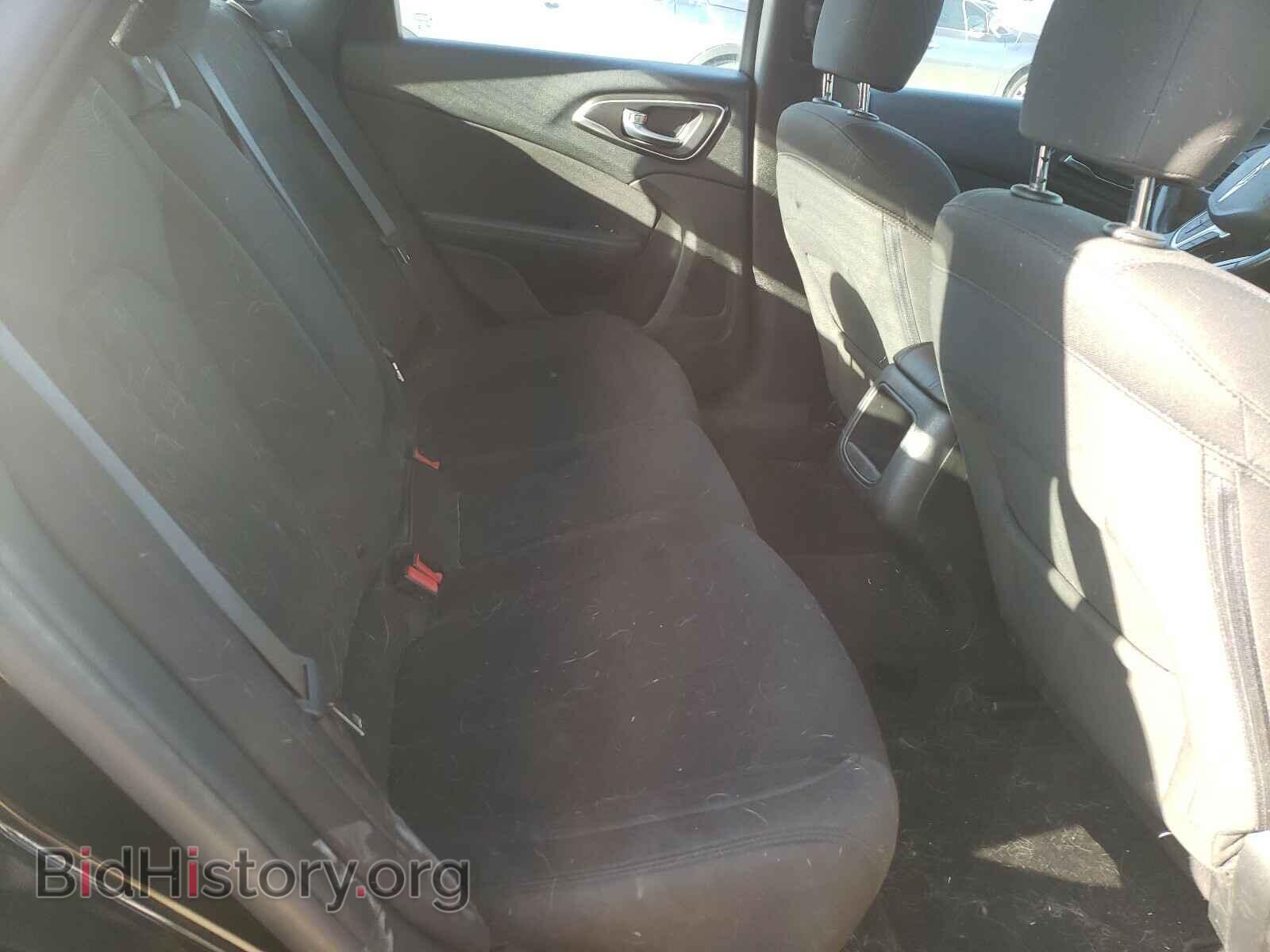 2016 CHRYSLER 200 - VIN: 1C3CCCAB3GN171509 - Photo 6