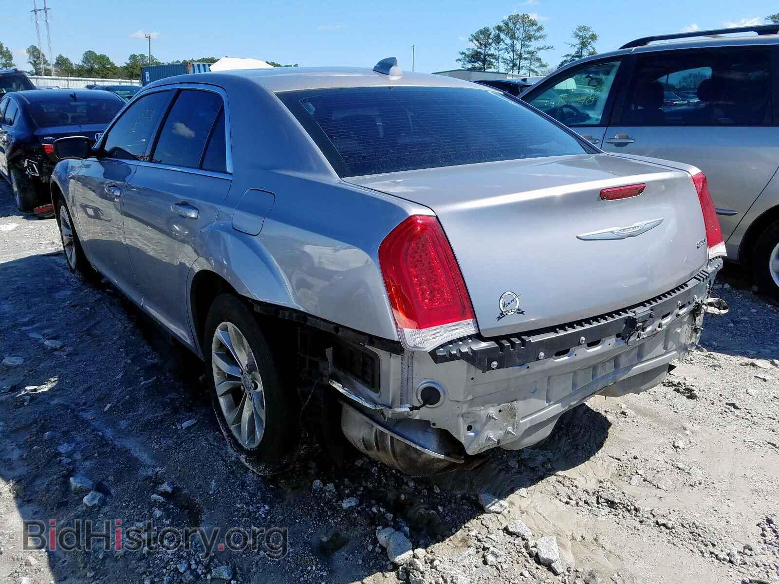 2015 CHRYSLER 300 - VIN: 2C3CCAAG1FH749193 - Фото 3