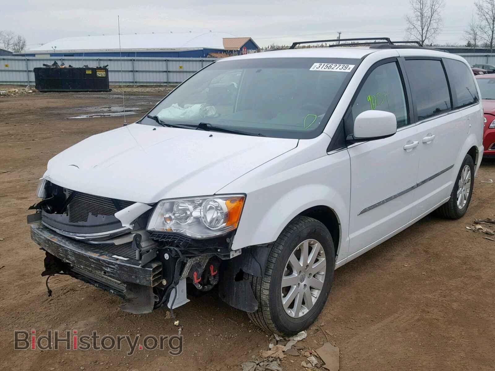 2014 CHRYSLER TOWN & COU - VIN: 2C4RC1BG2ER454228 - Фото 2