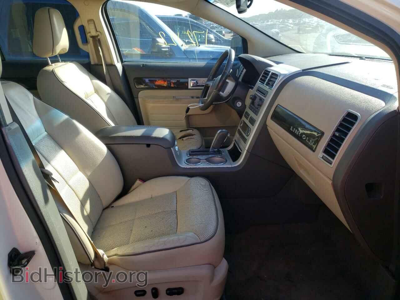 2008 LINCOLN MKX - VIN: 2LMDU68C48BJ23124 - Photo 5